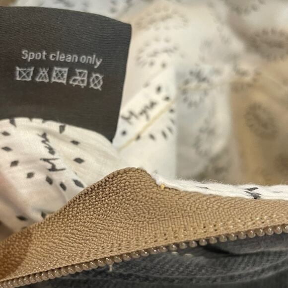 Myra Cowgirl Shoulder Bag in Rustic Print Leather With Straps - Picture 6 of 6